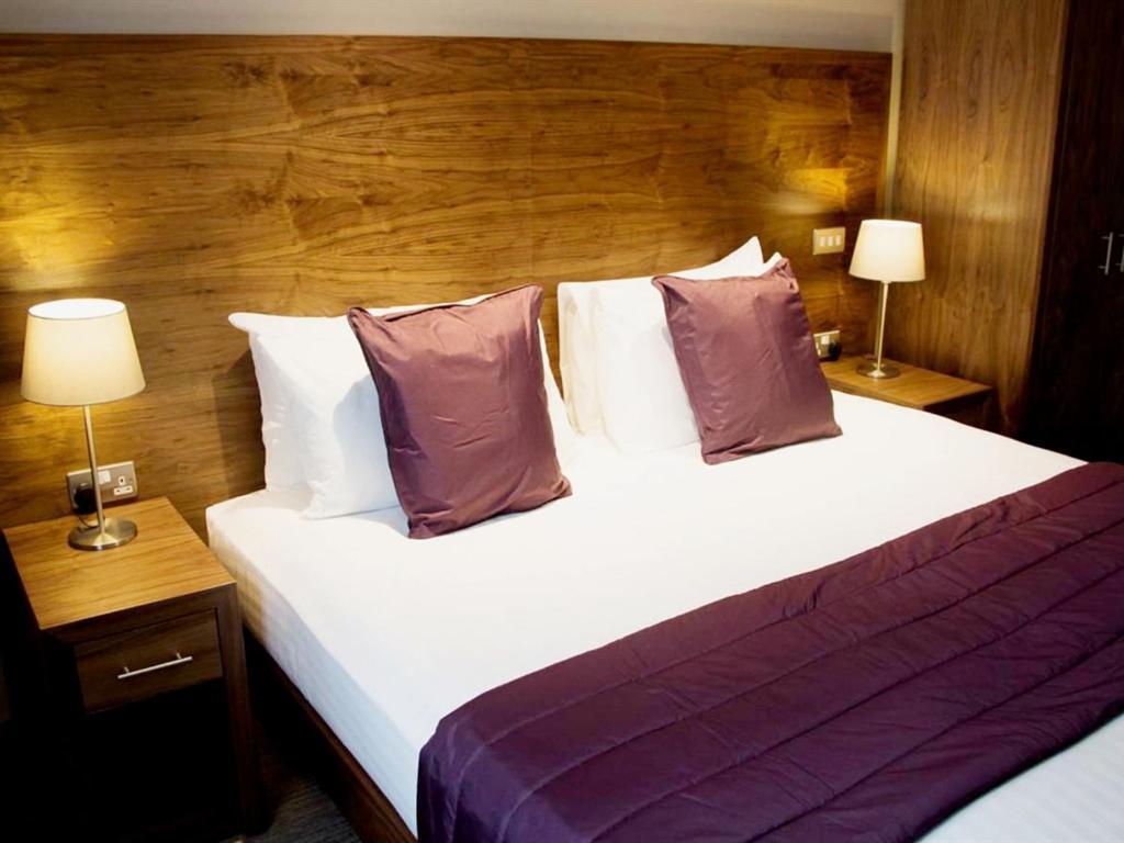 The White Hart Hotell Swindon Exteriör bild