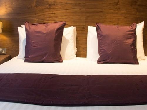 The White Hart Hotell Swindon Rum bild